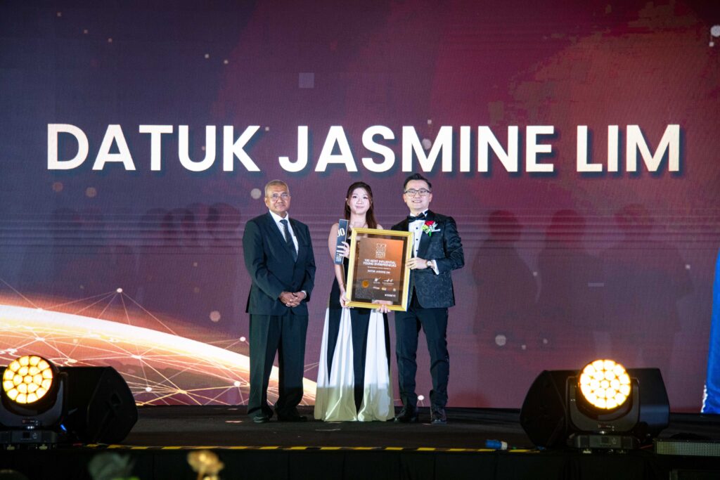 100miye Photo Of Datuk Jasmine Lim