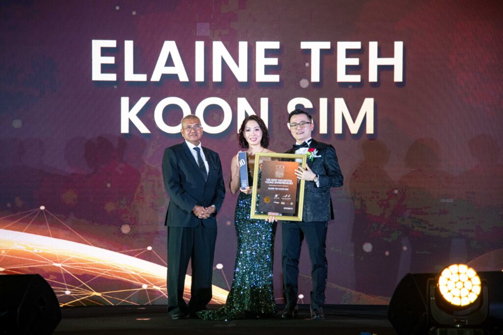 100miye Photo Of Elaine Teh Koon Sim