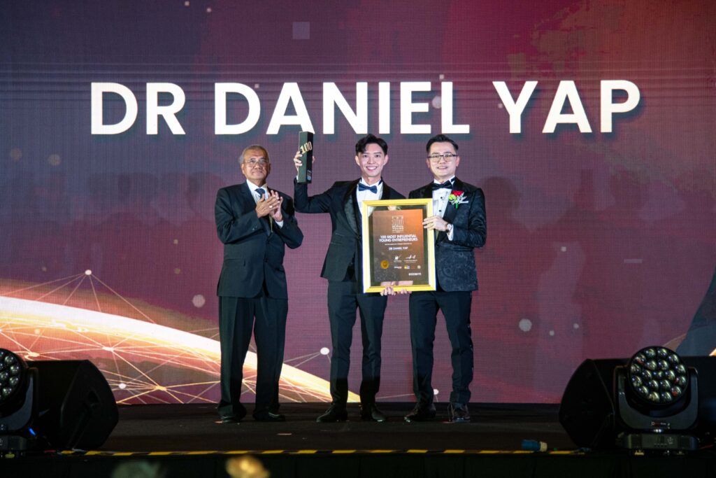 100miye Photo Of Dr Daniel Yap